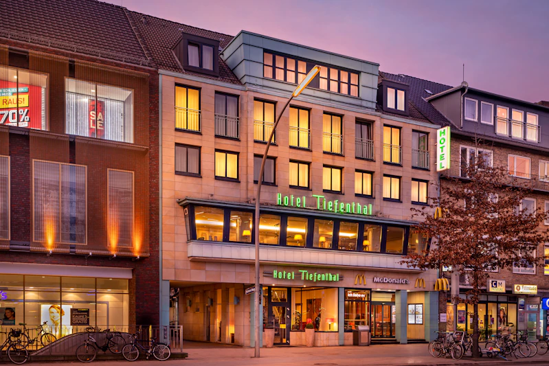 Außenansicht - Select Hotel Tiefenthal Hamburg